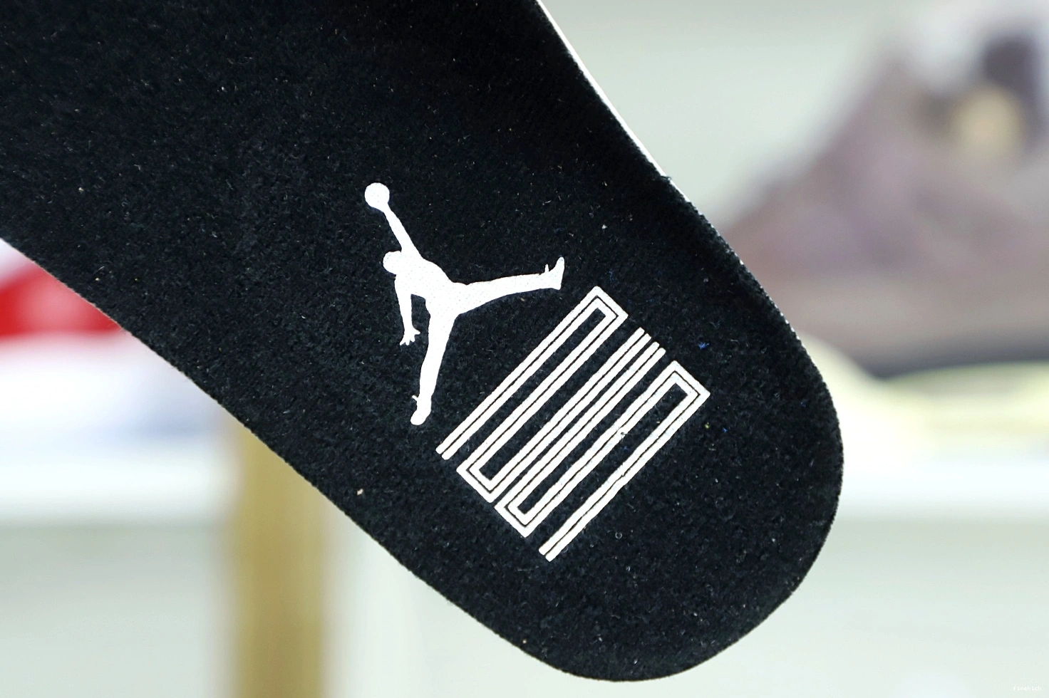 BLUE AIR LOW RETRO LEGEND 11 JORDAN 1004
